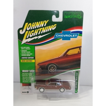 Johnny Lightning 1:64 Chevrolet Monte Carlo 1979 Carmine